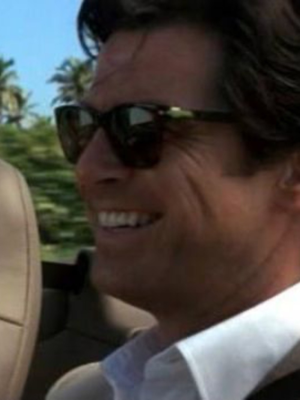 Persol 2747 Sunglasses w case